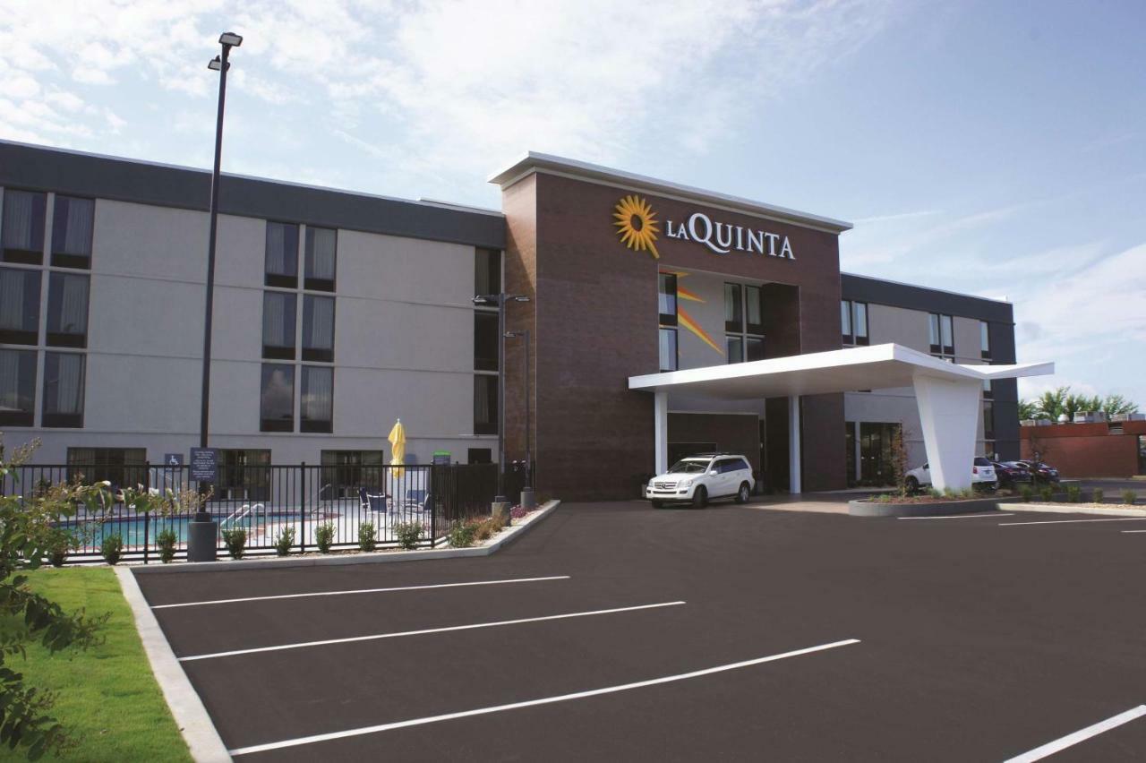 La Quinta By Wyndham Columbus Ms Exterior foto